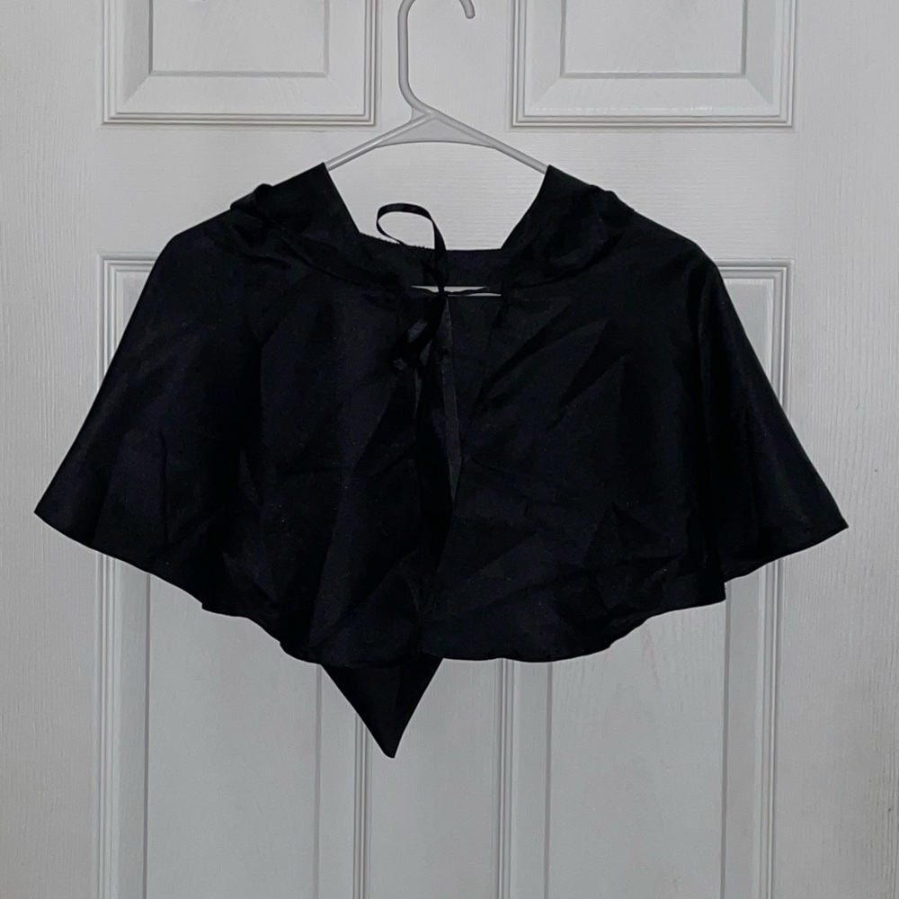 Costume cowl for cosplay and Halloween